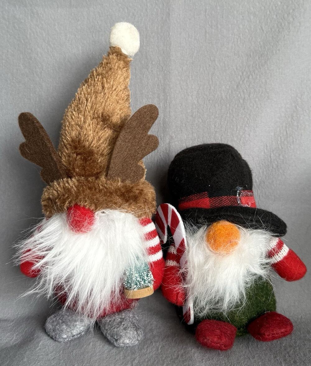 Lot/2 Small Christmas Gnomes Plush Decorations Holiday Elf Santa Table Decor